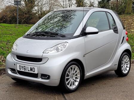 SMART FORTWO 1.0 MHD Passion 