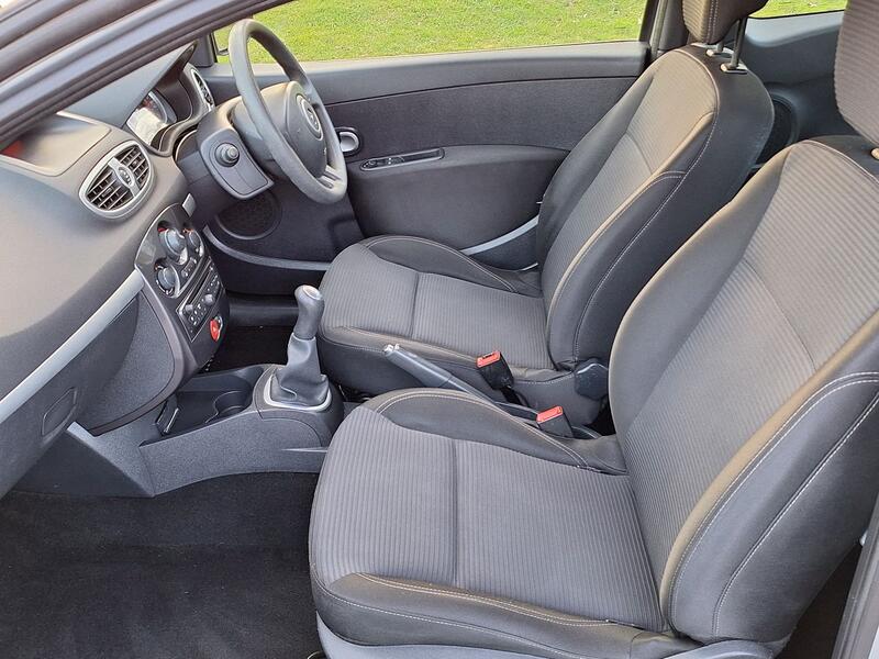 RENAULT CLIO