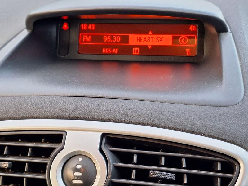 RENAULT CLIO