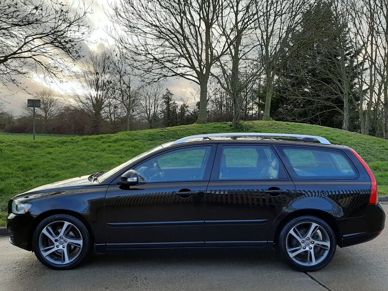 VOLVO V50