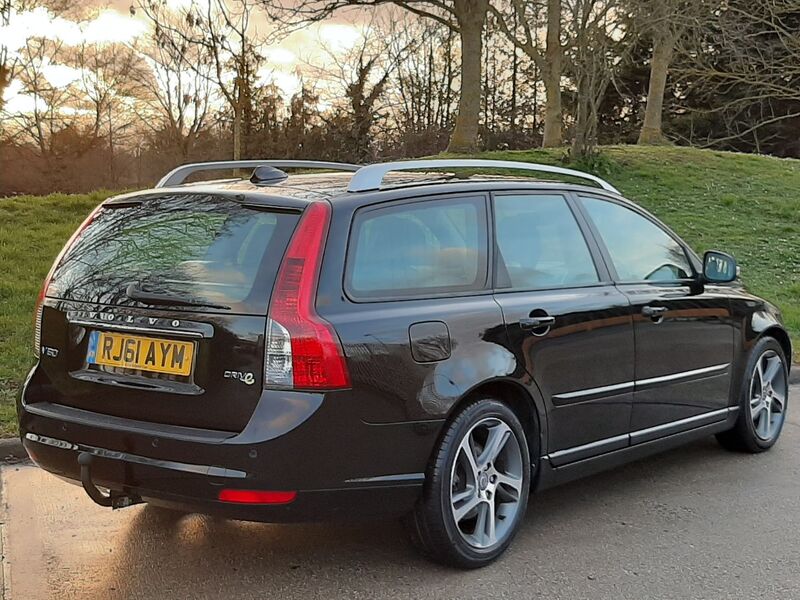 VOLVO V50