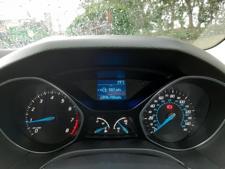 FORD FOCUS