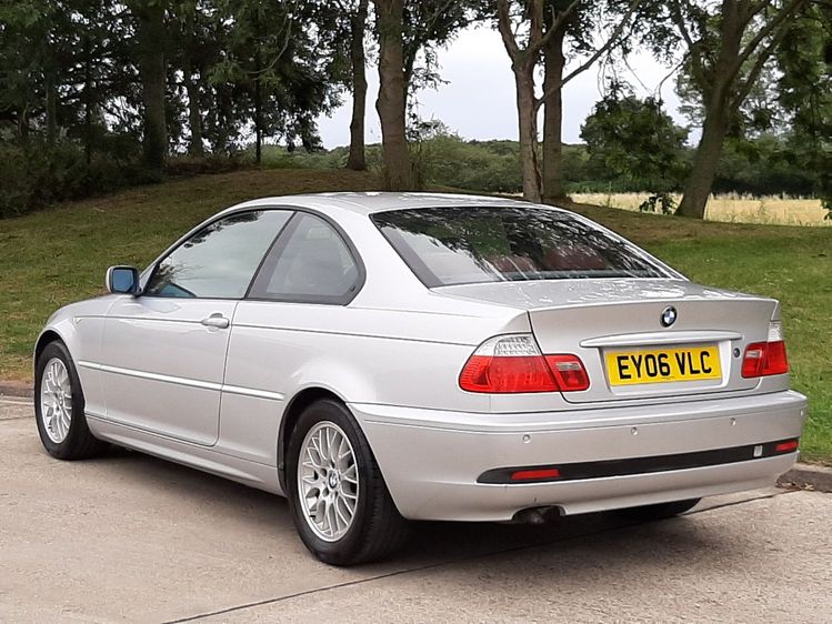 BMW 3 SERIES