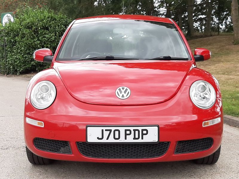 VOLKSWAGEN BEETLE