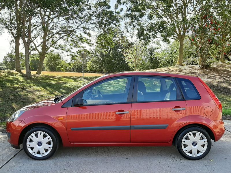 FORD FIESTA
