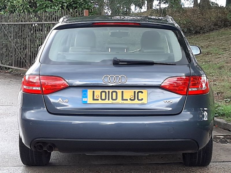 AUDI A4