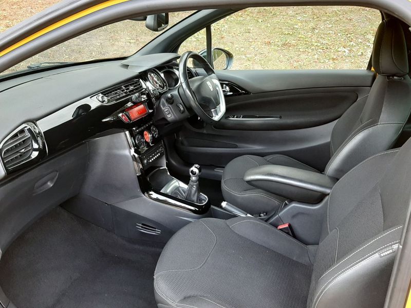 CITROEN DS3