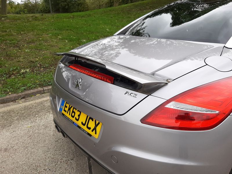 PEUGEOT RCZ