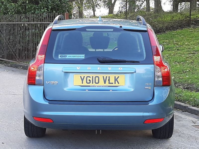 VOLVO V50