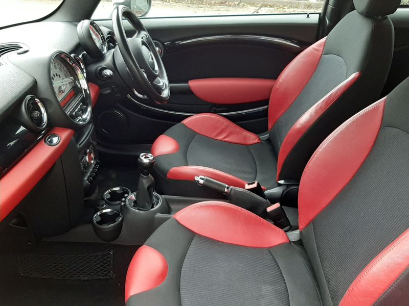 MINI JOHN COOPER WORKS