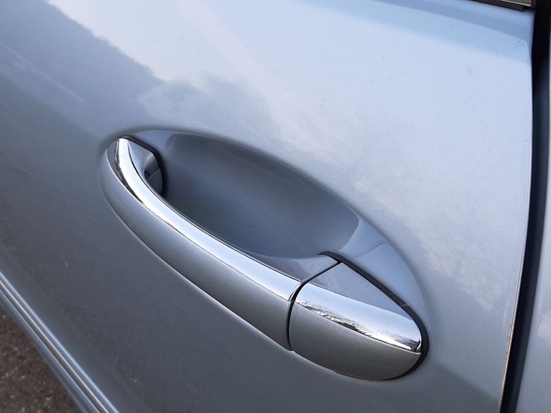 MERCEDES-BENZ CLK