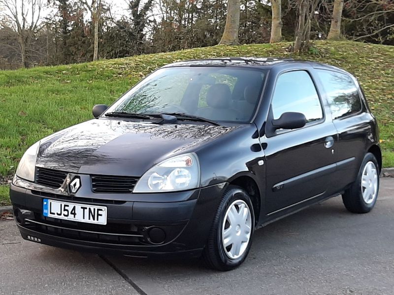 RENAULT CLIO