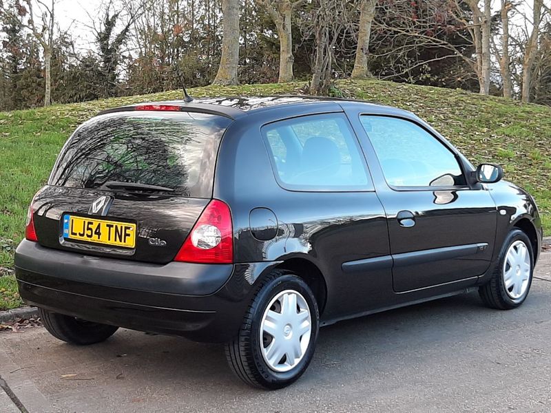 RENAULT CLIO