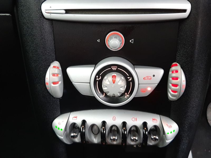 MINI HATCH COOPER