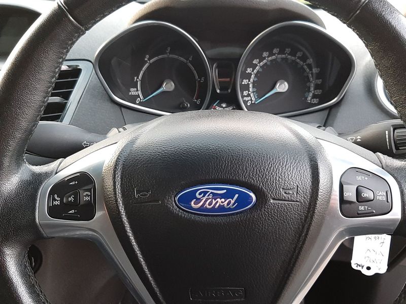 FORD FIESTA VAN
