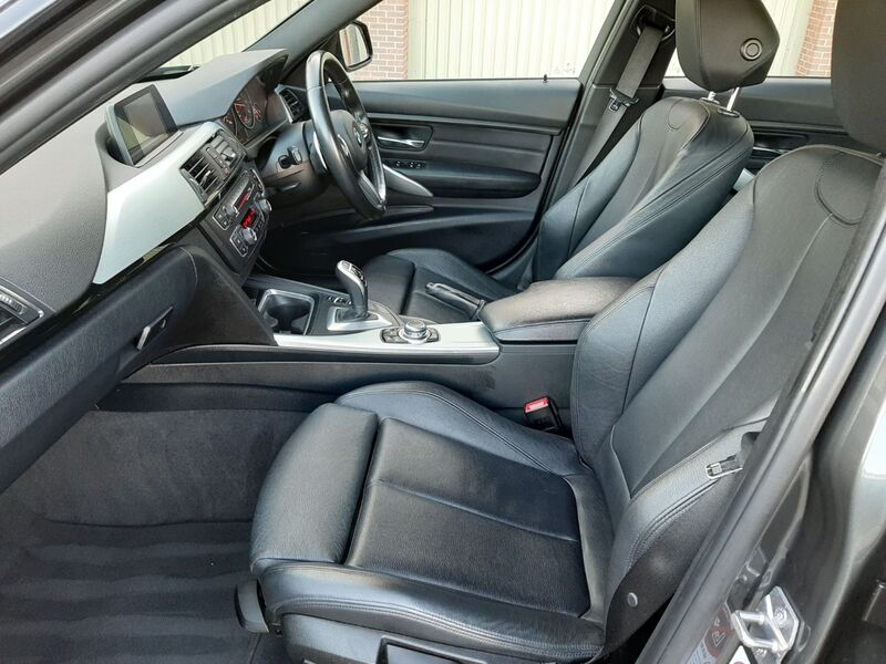 BMW 3 SERIES
