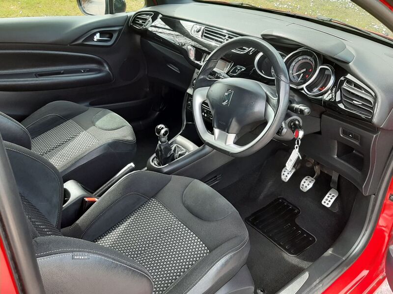 CITROEN DS3