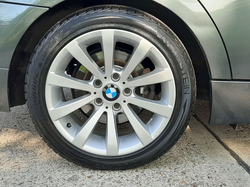 BMW 3 SERIES