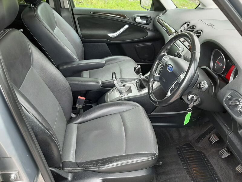 FORD GALAXY