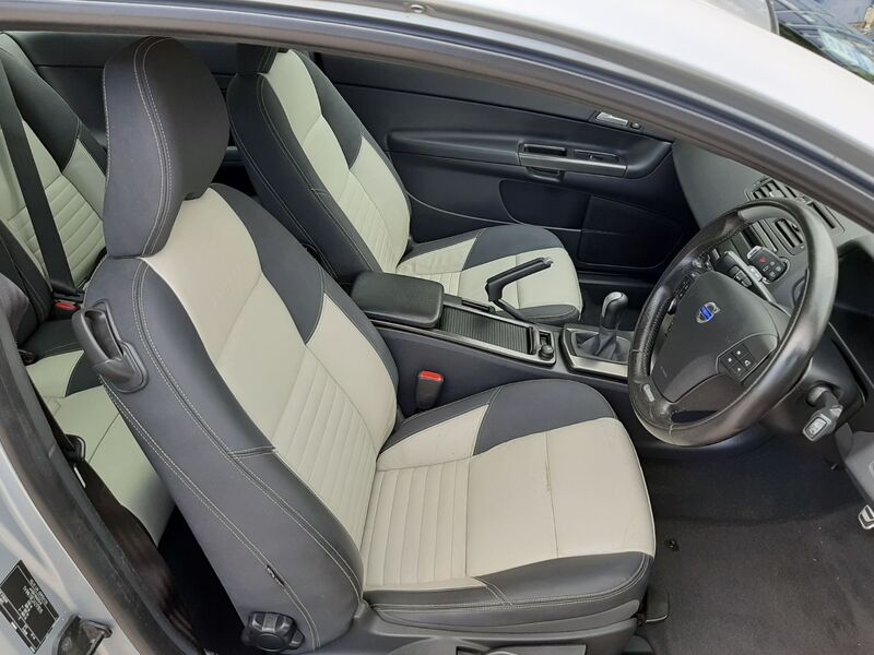 VOLVO C30