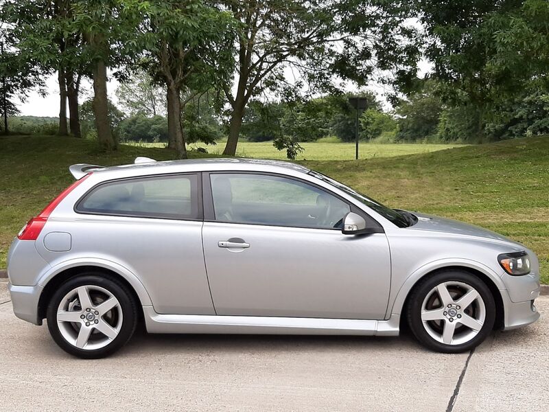 VOLVO C30