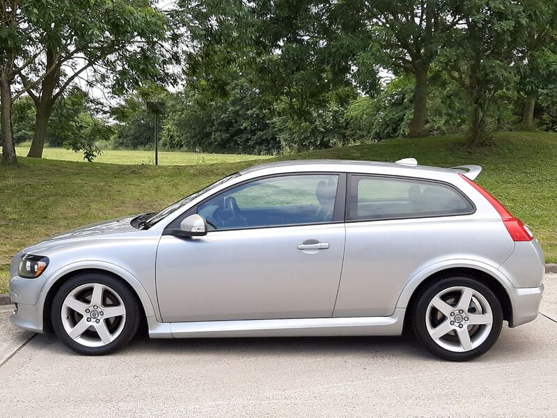 VOLVO C30