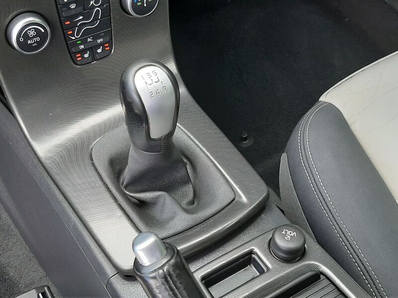 VOLVO C30