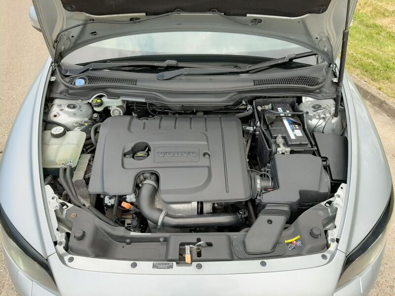 VOLVO C30