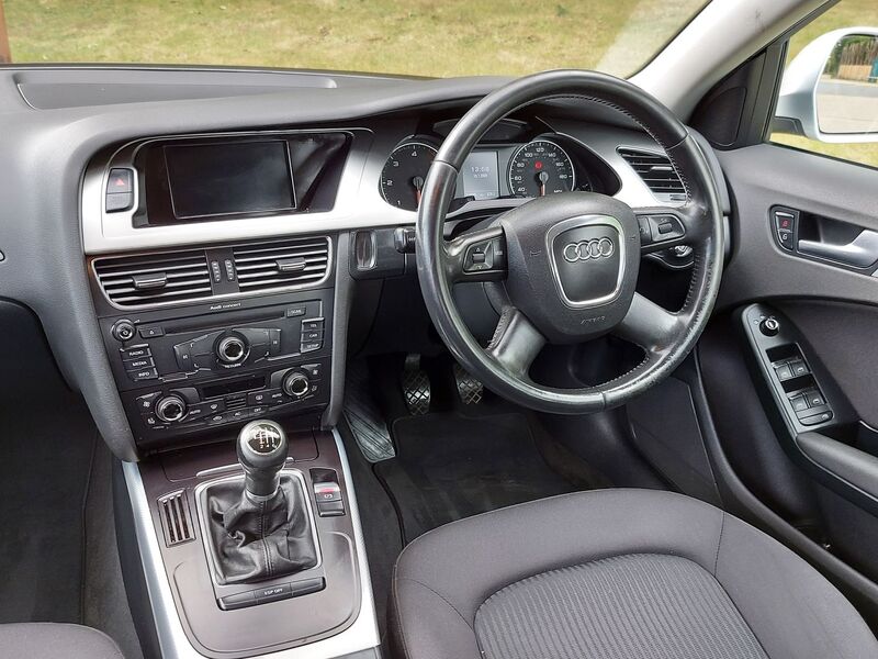 AUDI A4