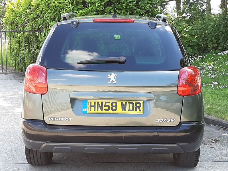 PEUGEOT 207