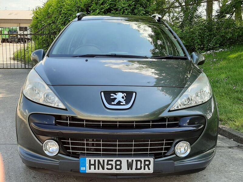 PEUGEOT 207