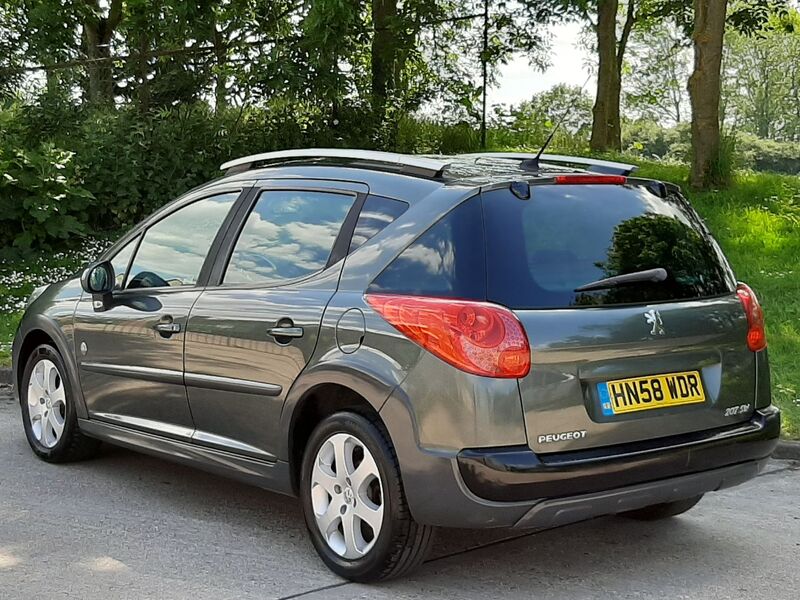 PEUGEOT 207