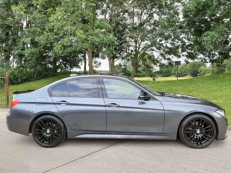 BMW 3 SERIES