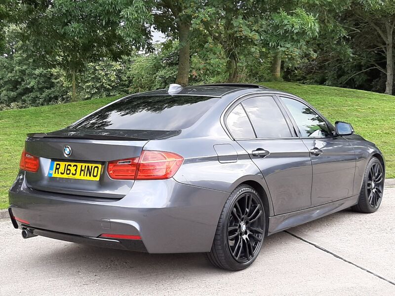 BMW 3 SERIES