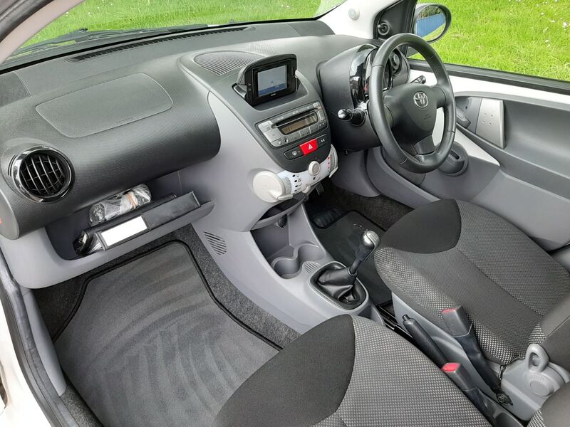 TOYOTA AYGO