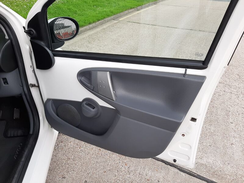 TOYOTA AYGO