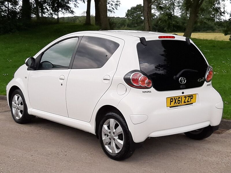 TOYOTA AYGO