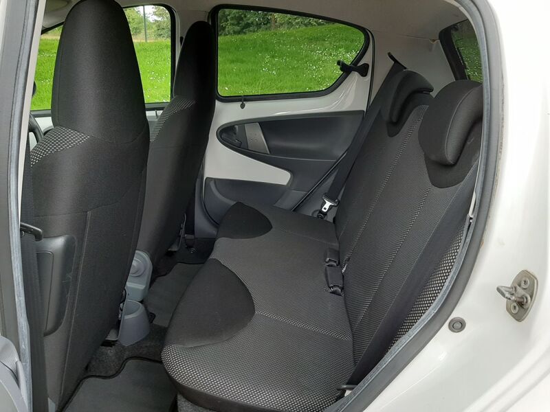 TOYOTA AYGO