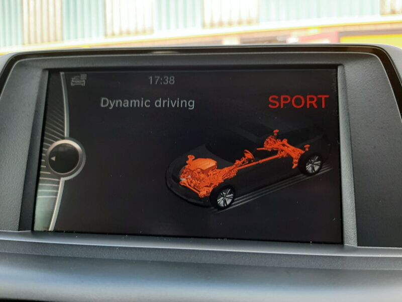 BMW 1 SERIES