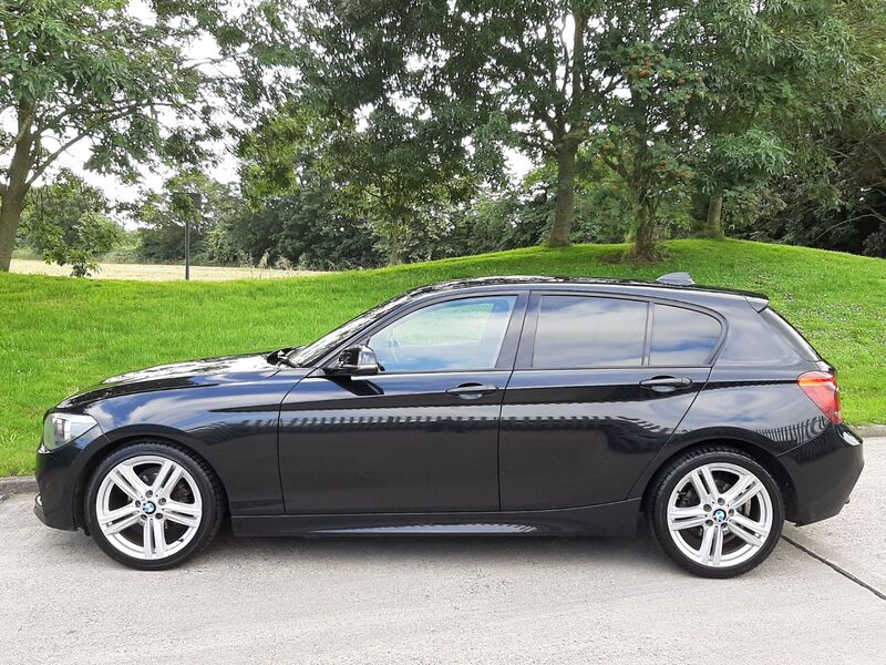 BMW 1 SERIES