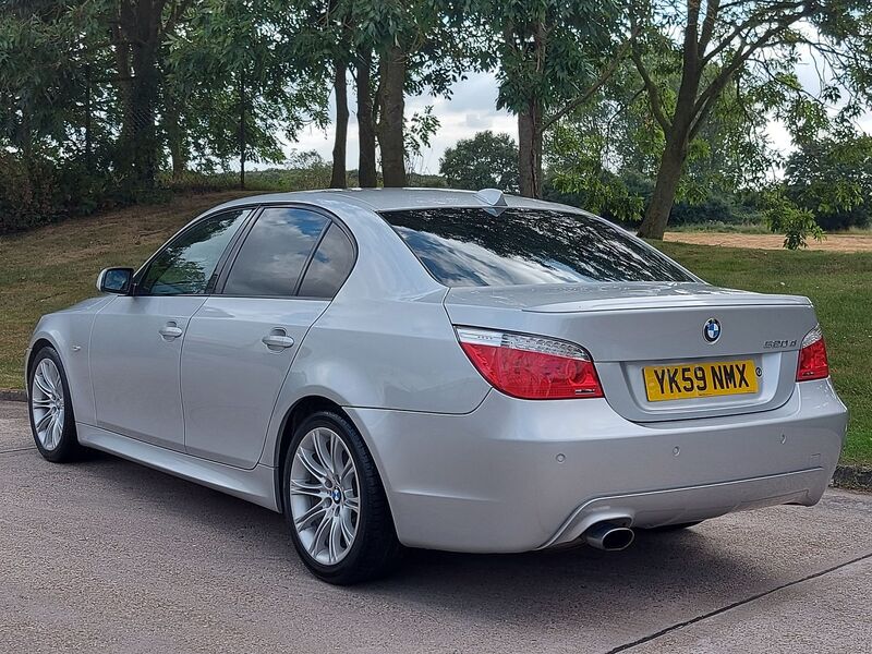 BMW 5 SERIES