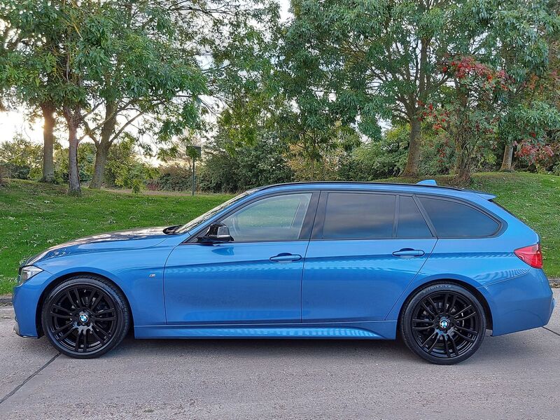 BMW 3 SERIES
