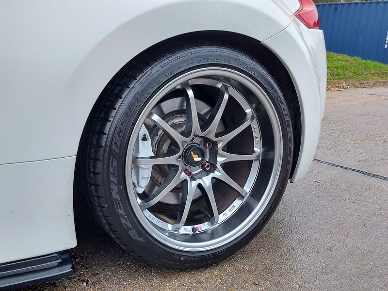 NISSAN 370Z