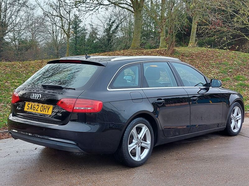 AUDI A4