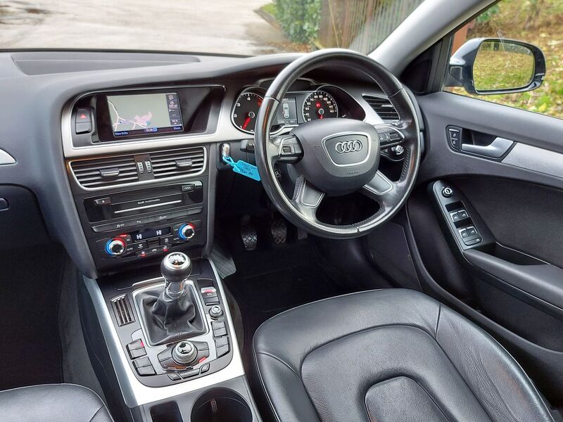 AUDI A4