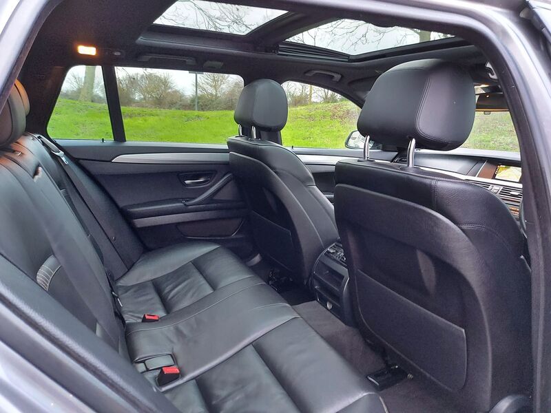 BMW 5 SERIES