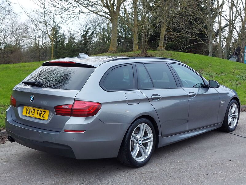 BMW 5 SERIES