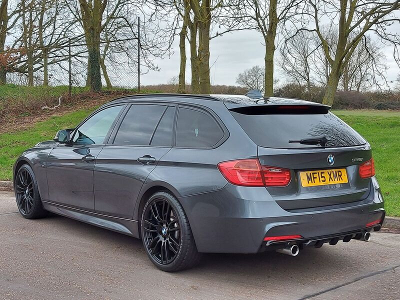 BMW 3 SERIES
