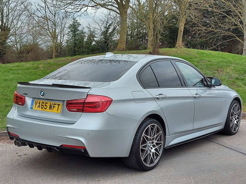 BMW 3 SERIES