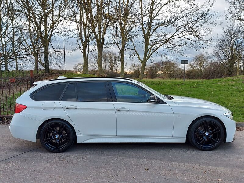 BMW 3 SERIES